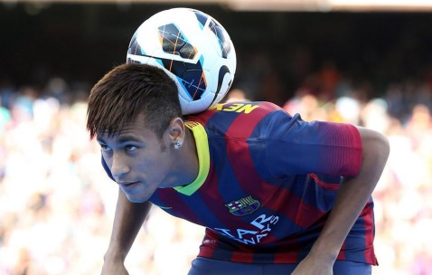World Cup 2026-这里直接为你生成1个标题，，数据炼金与意志熔炉，美国队复盘升温，硬仗前的深度博弈